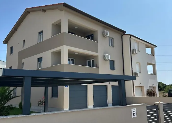 Apartman Juric - Free Covered Parking *